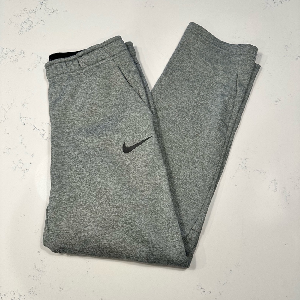 Nike Dry-fit straight legs sweatpants
